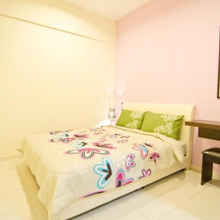 My Jonker Homes Malacca Εξωτερικό φωτογραφία